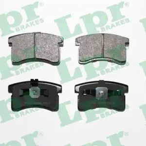 KLOCEK HAMULCOWY KPL. PRZÓD , PASUJE DO: DAIHATSU CUORE III, CUORE IV 0.8 10.90- Tani