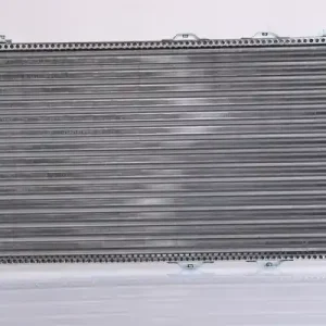 CHŁODNICA SILNIKA SKODA Premium