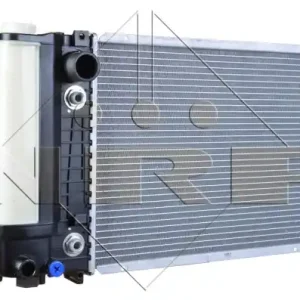 Ekspresowa dostawa CHŁODNICA SILNIKA BMW